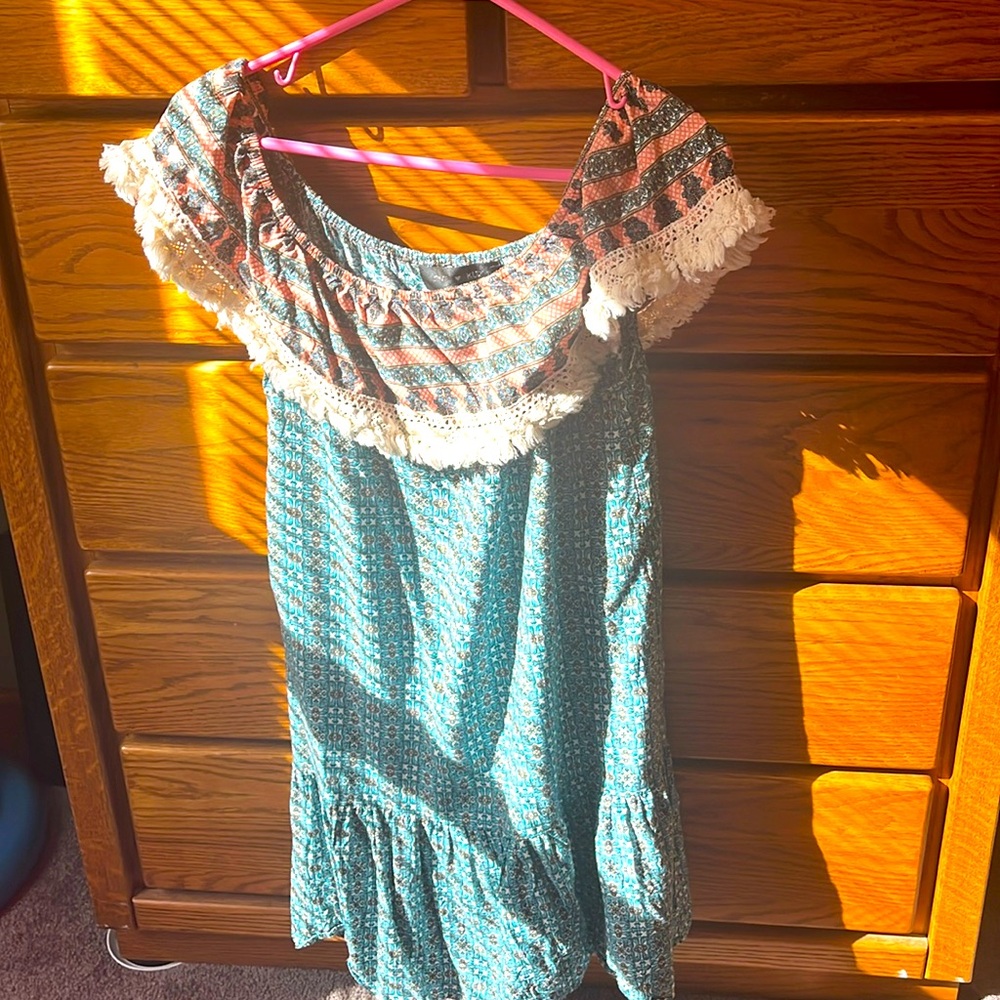Off shoulder sun dress